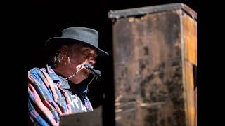 neil young &amp;crazy horse live rust