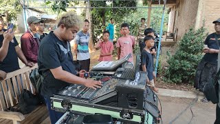 Download lagu MEMED GREETS GREETINGS TO THE RESIDENTS OF KELING. AUTO SEMBRAT IS NOT STRONG WITH BASS BREWOG. mp3