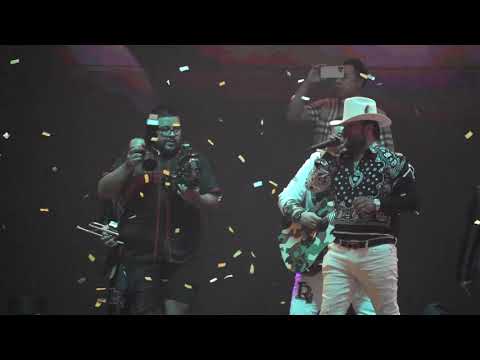 Me Meti En El Ruedo | El Buho | Luis R Conriquez en vivo desde Rodeo Texcoco