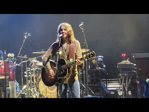 Blackberry Smoke "Time Ain't Gonna Wait For Me" Fox Theater Atlanta GA 11/25/2022