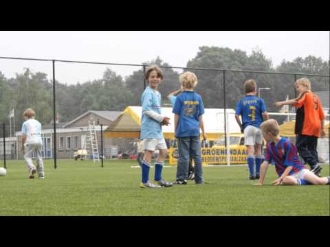 sv M.O.C.'17; Willem Roovers Voetbalkamp 2013