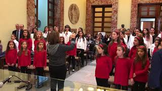coro-delle-voci-bianche-al-comune-di-salerno