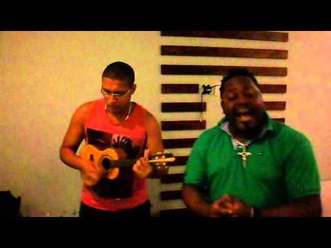 Marcelo Rodrigues canta o samba da Cubango para o Carnaval de 2014