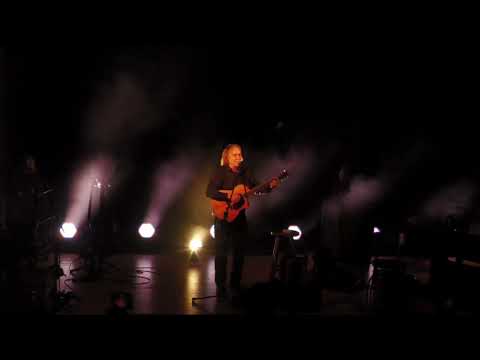 Jaromír Nohavica - Máma mi na krk dala klíč