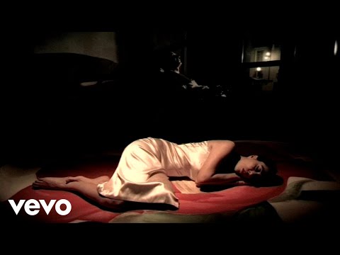 Amalia Gre' - Io Cammino Di Notte Da Sola