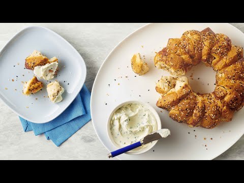 Easy Everything Bagel Monkey Bread Recipe | Pillsbury