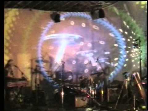 Spaceseed featuring Hawkwind's Harvey Bainbridge and Solar Fire Light Show Tour 2005