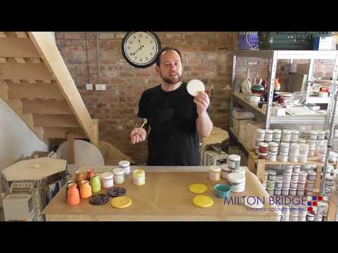 Applying Earthenware Glaze