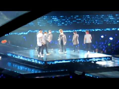 [Fancam]111119 Super Show 4 In Seoul-Superman