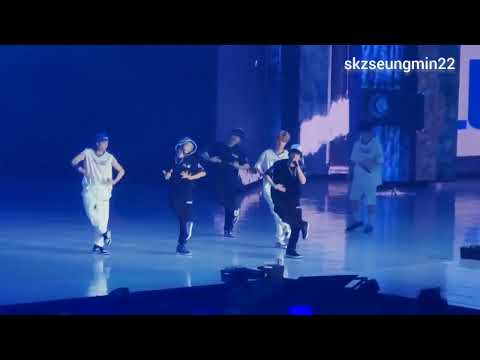 Stray Kids 3RD FANMEETING ‘PILOT : FOR ★★★★★’ 를 찾아준 STAY를 "S-CLASS" Performance