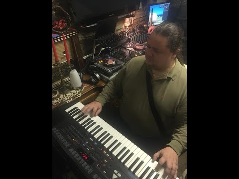 Mitaka Power - Momne le (Митака Power - Момне ле)