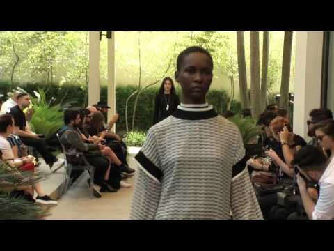 Desfile Vitorino Campos