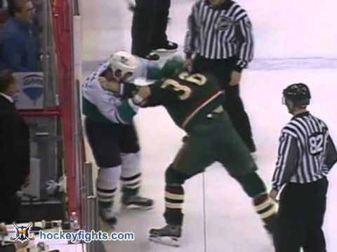 Zenon Konopka vs Alex Henry