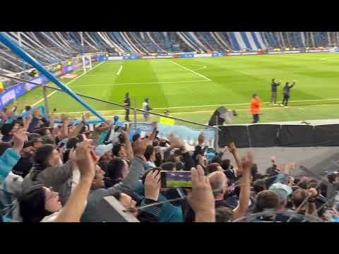 "Recibimiento de Racing vs Vélez por Copa Libertadores" Barra: La Guardia Imperial &bull; Club: Racing Club