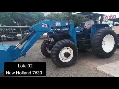 Trator NEW HOLLAND 4x4 - 110 CV - ANO 2002 - COM CONCHA DIANTEIRA PCA 800 TATU