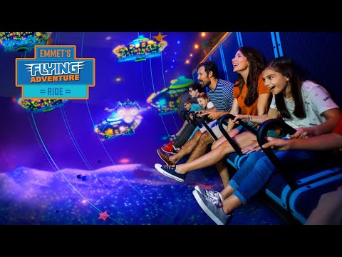 Emmet's Flying Adventure | THE LEGO MOVIE WORLD | LEGOLAND California Resort