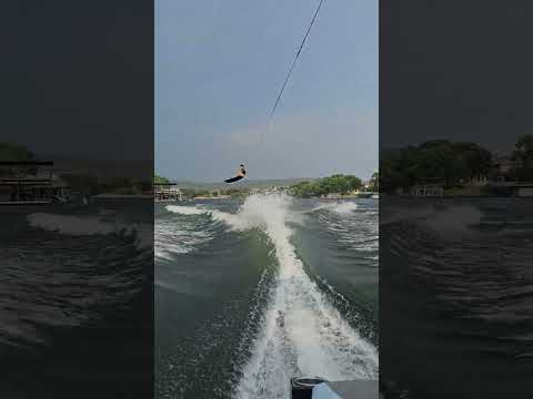 insane wakeboard trick 😳 #wakeboarding #shorts #lakelife #boatlife