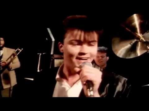 Paul Young - Love Of The Common People (Official Music Video) HD