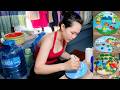 A Girl Captain Painted 3 Handmade Paintings in 3 Days on a Cargo Ship in the Mekong Delta
