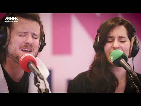 Bazart ft. Eefje de Visser - Onder ons (live)