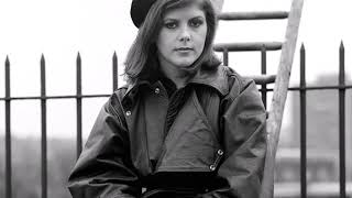 Kirsty MacColl &quot;Children Of The Revolution&quot;