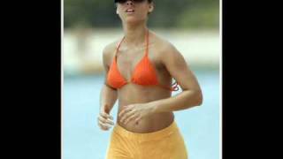 Alicia Keys:  Little Drummer Girl