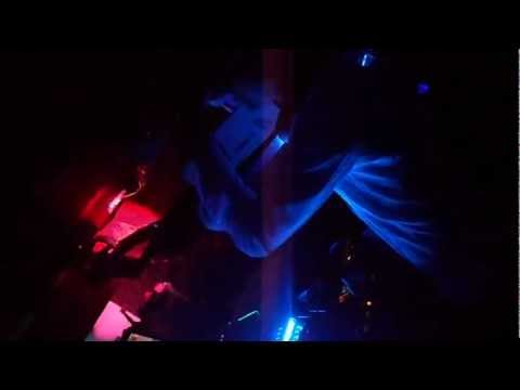 Dj Steff retourne Séverement le minimal pour la New year  ( Made In )