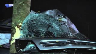 preview picture of video 'Automobilist gewond bij eenzijdig ongeluk N377 De Krim'