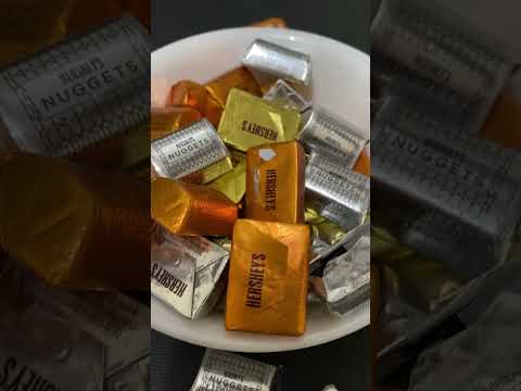 HERSHEY’S NUGGETS #shortvideo  #asmr  #shorts  #food  #shortsvideo #shots