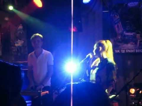 GURU GROOVE FOUNDATION Live