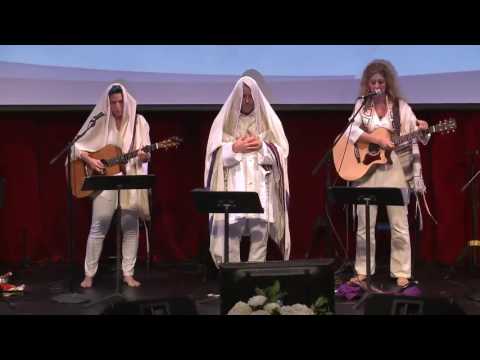 Doors Closing: Yom Kippur Neilah