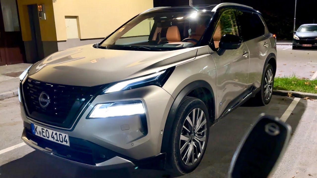 NISSAN X-TRAIL 2023 at night - LED lights, AMBIENT lighting & digital cockpit views