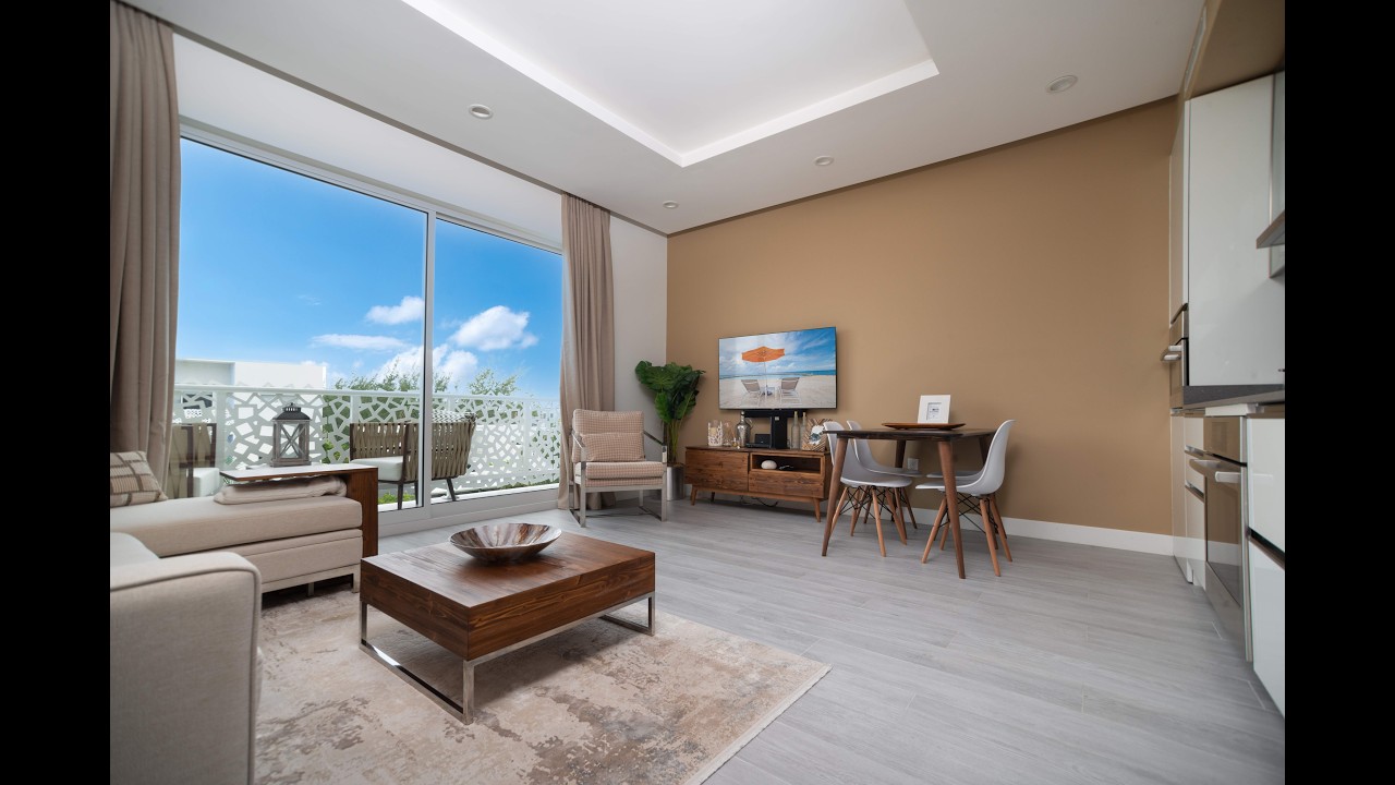 PRIME 1-BED CONDO AT THE GROVE | STEPS TO SMB & RESORT-STYLE LIVING