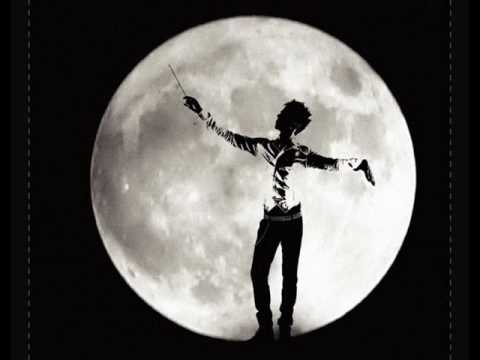 Nikos Mixas-kane deksia giati mou kruveis th selhnh