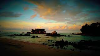 preview picture of video 'Keindahan Pantai Pulau Tiga, Desa Deniang, Kabupaten Bangka'