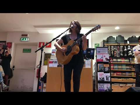 Carmen consoli Bari Feltrinelli