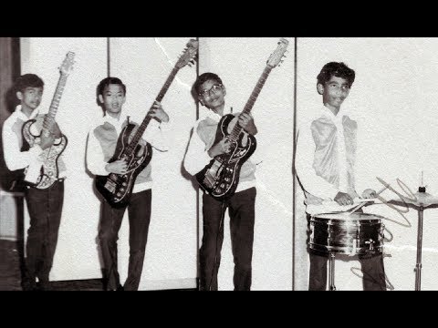 The Falcons - Baby Barefoot Walk (1965)