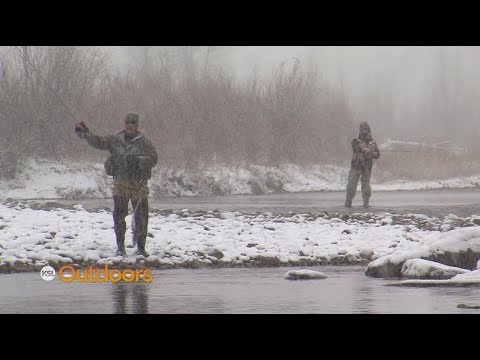 Fish Tech Fishing Tip: How to Stay Warm While Winter Fly Fishing