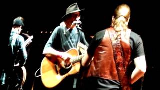 Neil Young - Human Highway Live (Desert Trip 2016) (Weekend 1)