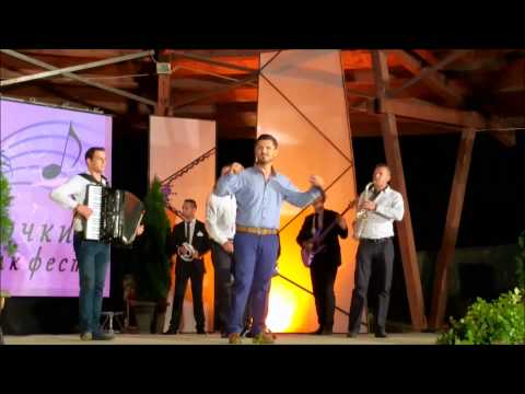 Boban Veljanoski-"Mome Ubavo"-Lesocki folk fest 2015