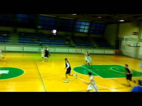 Καπάκια vs Byron B C