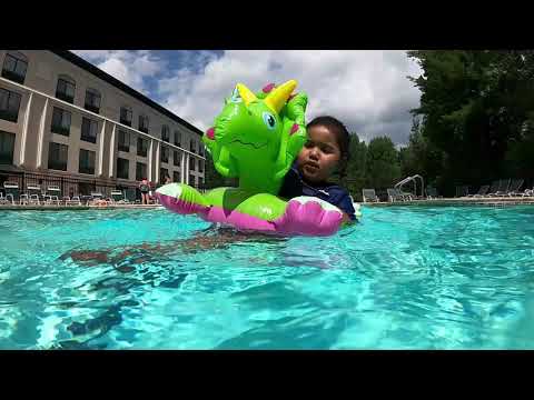 Omaira Swimming in the Pool with her dad. Kids Fun Video