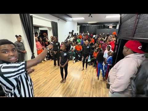 Astronaut flee presents the combat zone skylar hone London VS Zaria ahmira ivory HOT BATTLE‼️