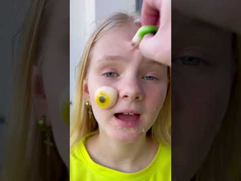 What ah oh with jelly eyball #funny #comedy #funnyfamily #shorts😁