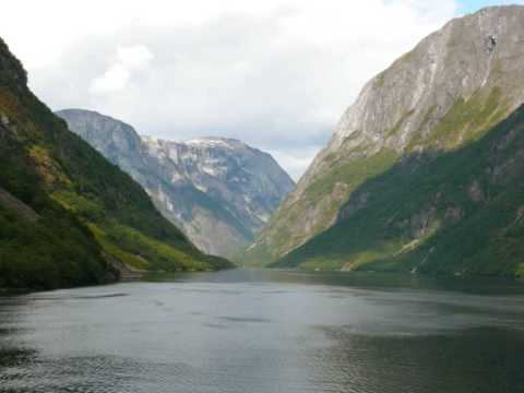 Kalenda Maya﻿ -Heming og Gygri  (Norwegian middle-age music)