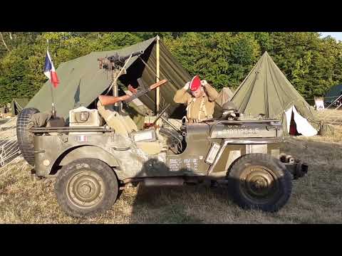 Tradition du calot au 2e RSAR