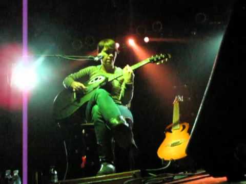 6/15 Kaki King - Life Being What It Is @ Bronson, Ravenna, Italy (02-12-2011)