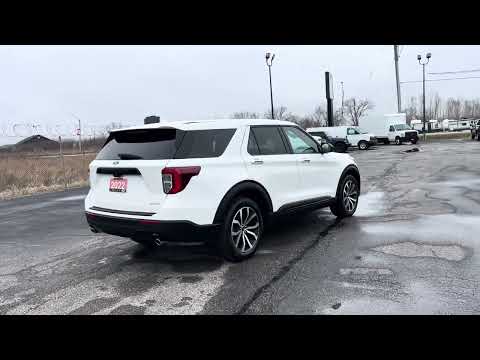 2022 Ford Explorer ST-Line 4WD in White for sale at Lally Chevrolet Ltd. in Tilbury, ON