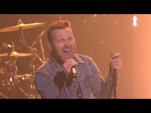 Performance Gold On The Ceiling By Andrew Loadsman Secondhandsongs