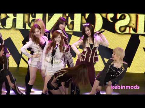 SNSD - Mr. Taxi @ K-Pop Super Concert LA 11.10.12